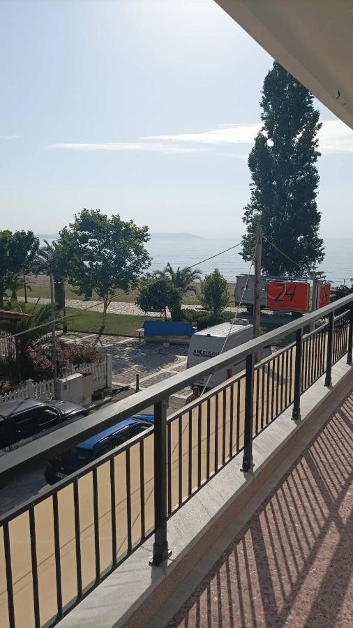 Kleanthis Blue Apartment Vrasná Екстериор снимка