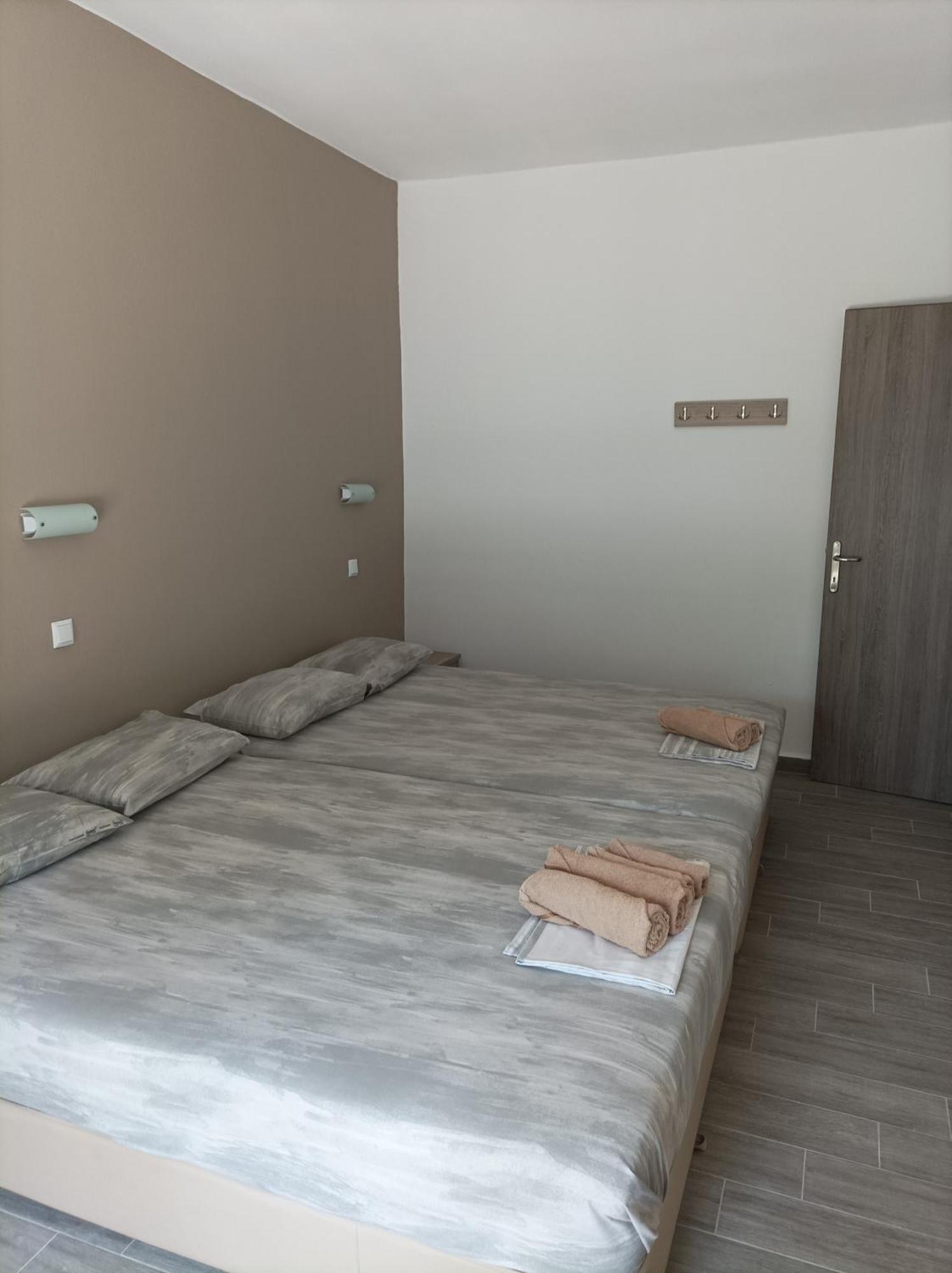 Kleanthis Blue Apartment Vrasná Екстериор снимка